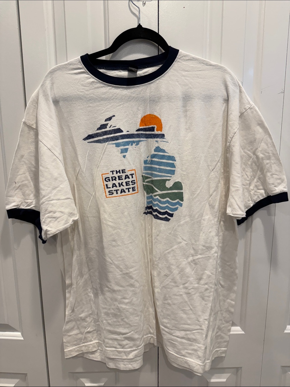 Tultex White Ringer T-Shirt with Great Lakes Graphic‎